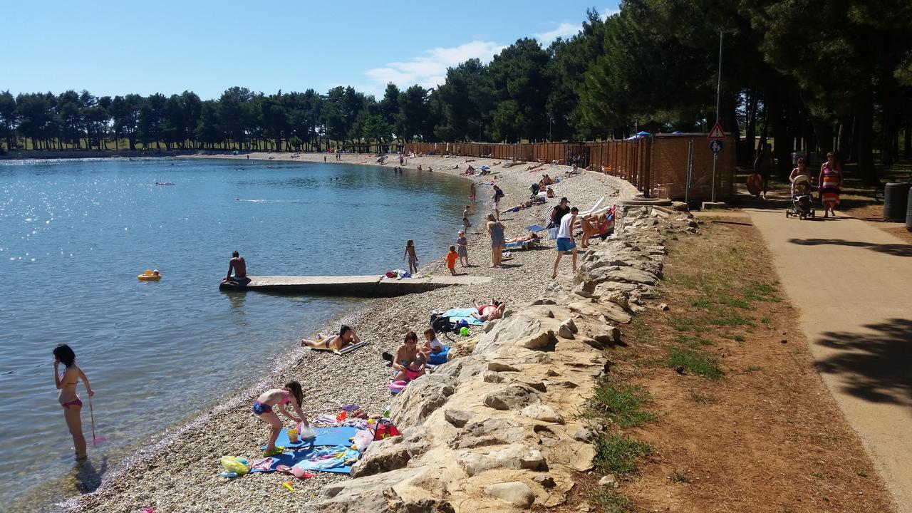 Apartments Daniela Novigrad Istria Esterno foto